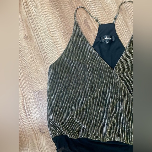 Lulus strappy bodysuit metallic gold and black Size Large - Picture 2 of 6